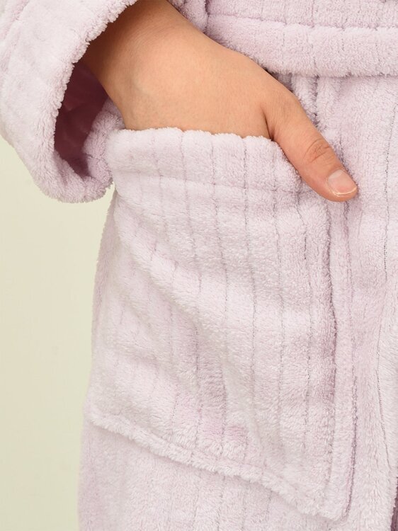 Universal hammom xalati – FORRIS kompaniyasidan mikrofibra matosidan tayyorlangan, namlikni juda yaxshi shimadi.